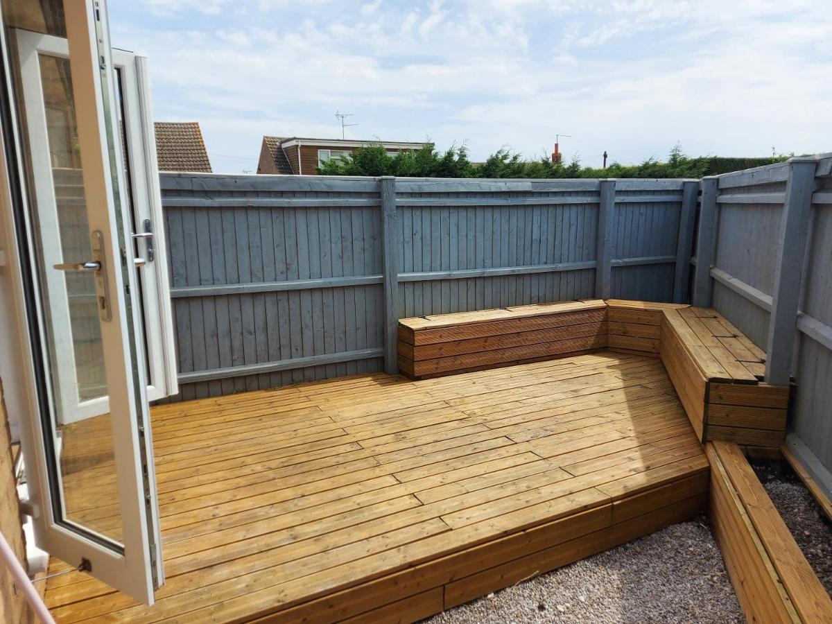 Apartment 1 Bedroom House With Garden And Off Road Private Parking